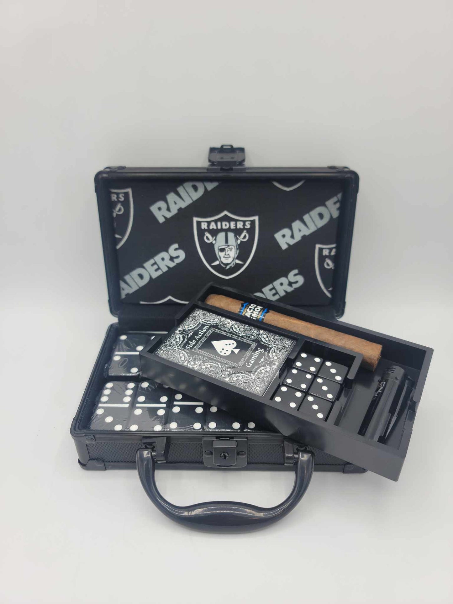 Complete Raiders Side Action Gaming Set